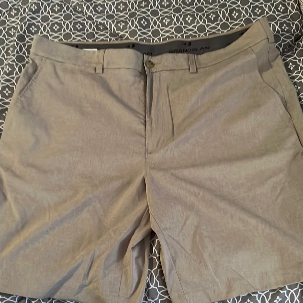 Grand Slam Men's Tan Shorts